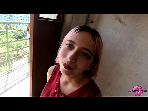 ❤️ Ուսանող Զգացմունքային ծծում է օտարին ծայրամասում ❤ Գեղեցիկ պոռնո մեզ մոտ ❌️